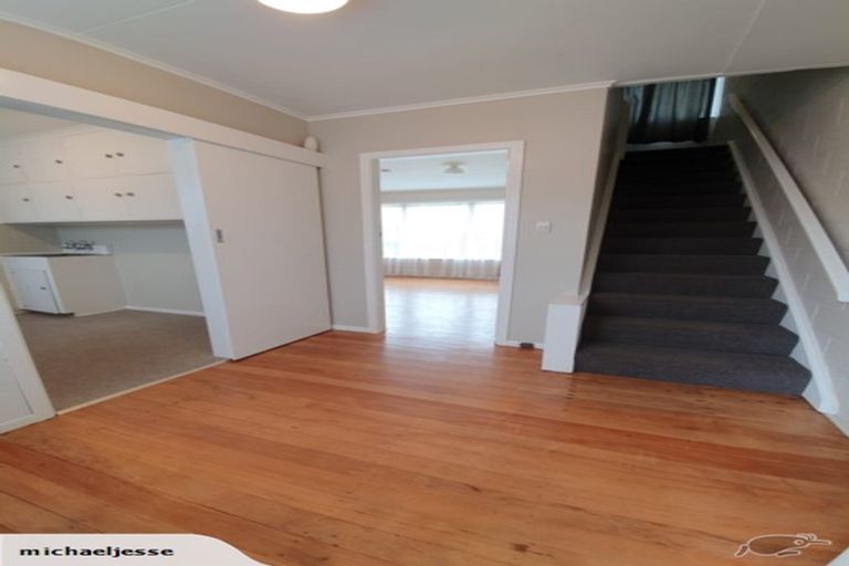 Photo of property in 3 Merton Street, Trentham, Upper Hutt, 5018