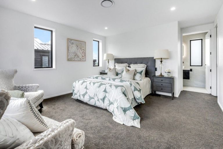 Photo of property in 27 The Boulevard, Sunnyhills, Auckland, 2010