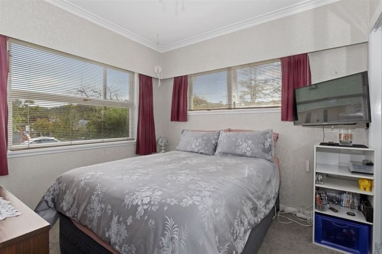 Photo of property in 43 Memorial Drive, Parahaki, Whangarei, 0112