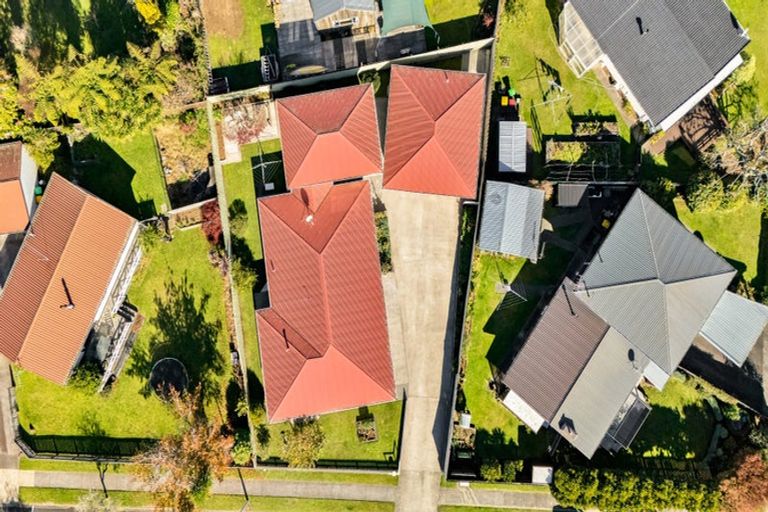 Photo of property in 37 Kowhai Street, Inglewood, 4330