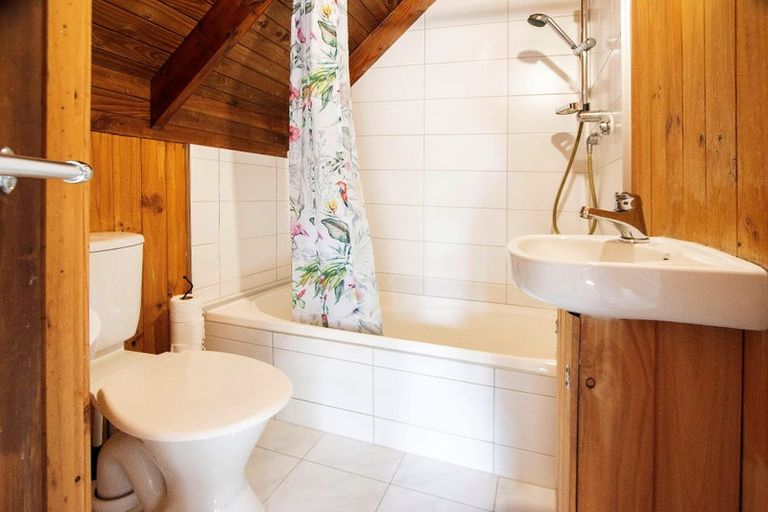 Photo of property in 293 Paremoremo Road, Paremoremo, Auckland, 0632