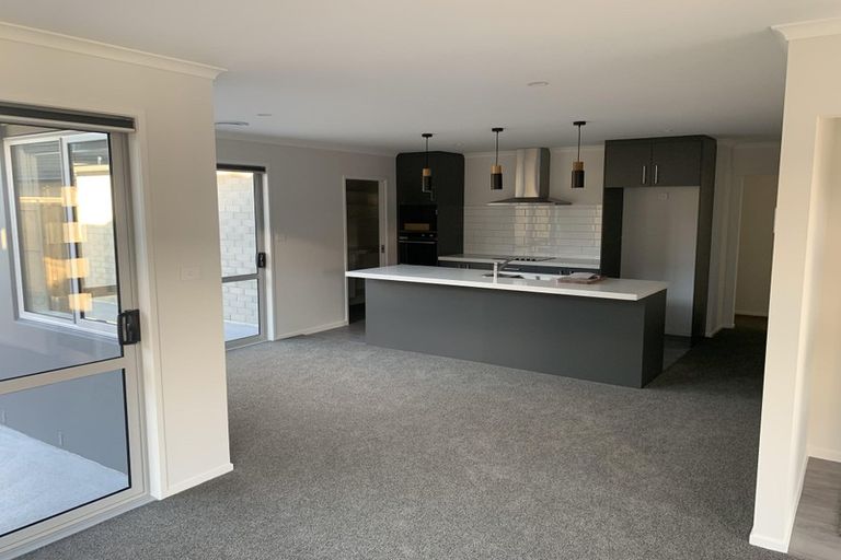 Photo of property in 225 Te Okuroa Drive, Papamoa, 3118