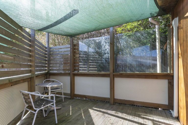 Photo of property in 30 Lee Road, Hannahs Bay, Rotorua, 3010