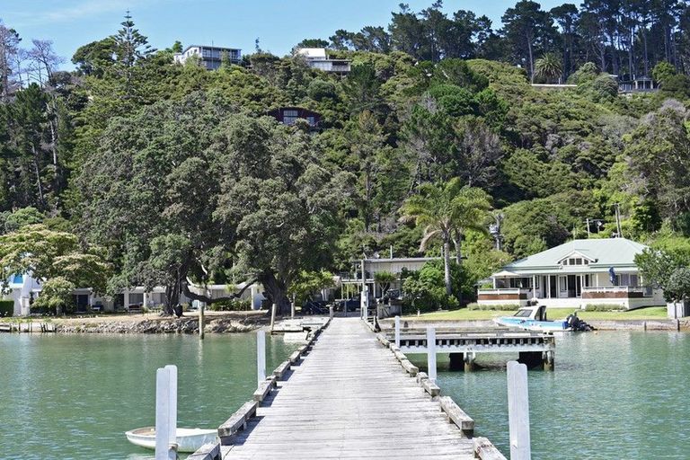 Photo of property in 6 Lavinia Place, Kawau Island, 0920