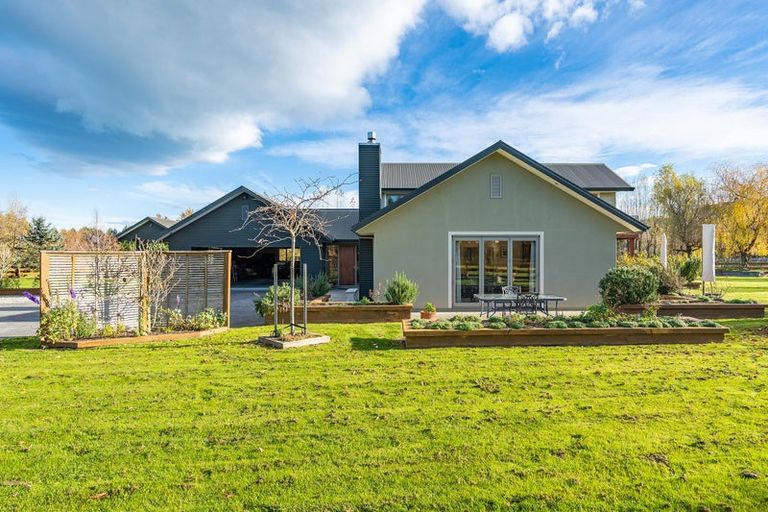 Photo of property in 130 School Road South, Mosgiel, 9092