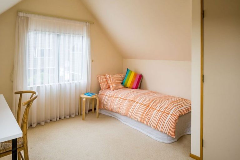 Photo of property in 4/130 Muritai Road, Eastbourne, Lower Hutt, 5013