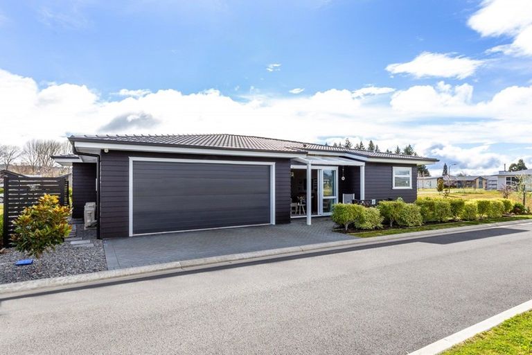 Photo of property in 15 Bastille Court, Rangatira Park, Taupo, 3330