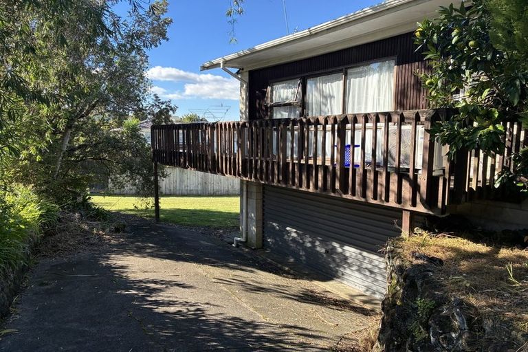 Photo of property in 14 Butterworth Drive, Glendene, Auckland, 0602