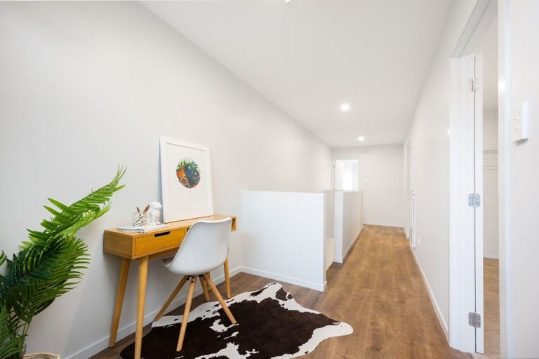 Photo of property in 120 Te Oneroa Way, Long Bay, Auckland, 0630