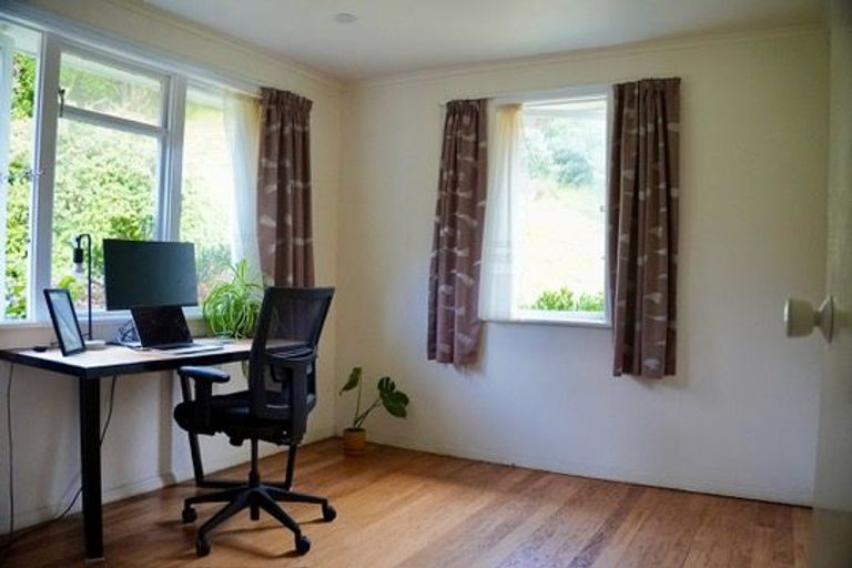 Photo of property in 50 Chaffey Crescent, Titahi Bay, Porirua, 5022