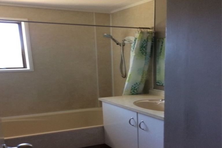 Photo of property in 9a Kimber Grove, Papamoa Beach, Papamoa, 3118