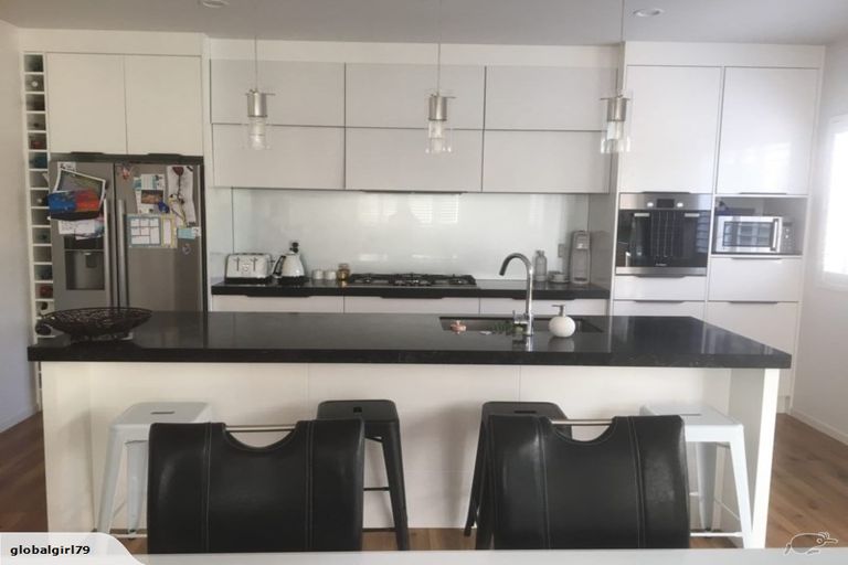 Photo of property in 9 Parkview Drive, Gulf Harbour, Whangaparaoa, 0930