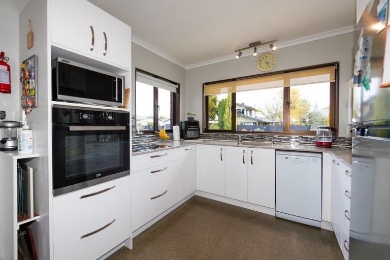 Photo of property in 405-407 Fitzroy Avenue, Hastings, 4122