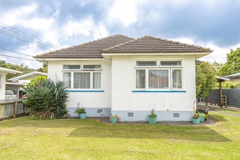Photo of property in 42 Caffray Avenue, Aramoho, Whanganui, 4500