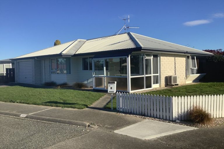 Photo of property in 2 Taupata Place, Motueka, 7120