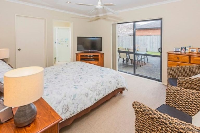 Photo of property in 10 Speyside Crescent, Flat Bush, Auckland, 2016