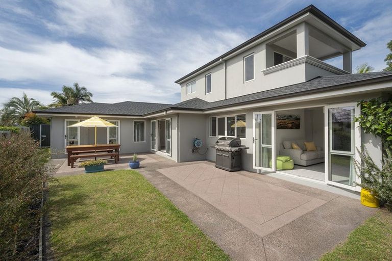 Photo of property in 2 Riviera Court, Papamoa Beach, Papamoa, 3118