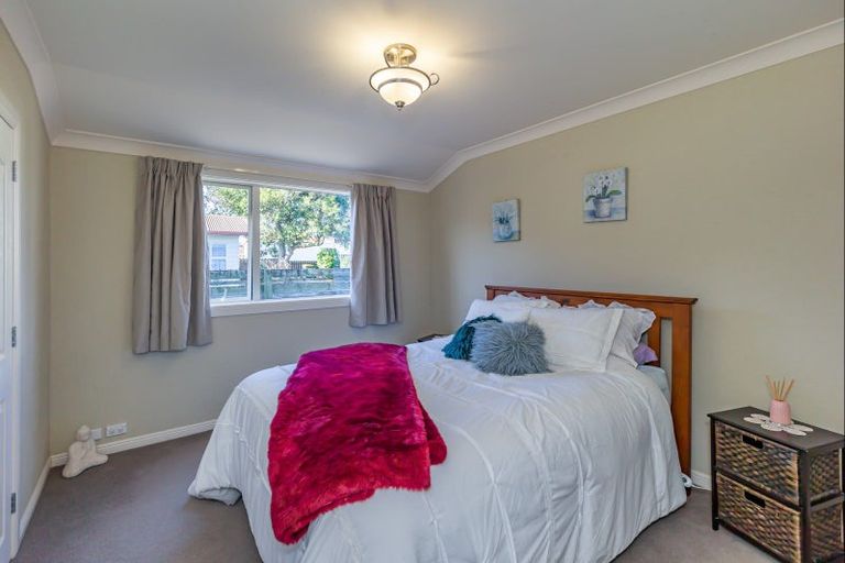 Photo of property in 68a Mako Mako Road, Levin, 5510