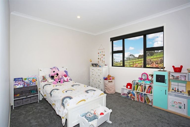 Photo of property in 5 Braxonne Close, Pukekohe, 2120