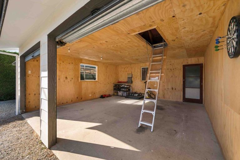 Photo of property in 1 Hall Road, Bannockburn, Cromwell, 9384