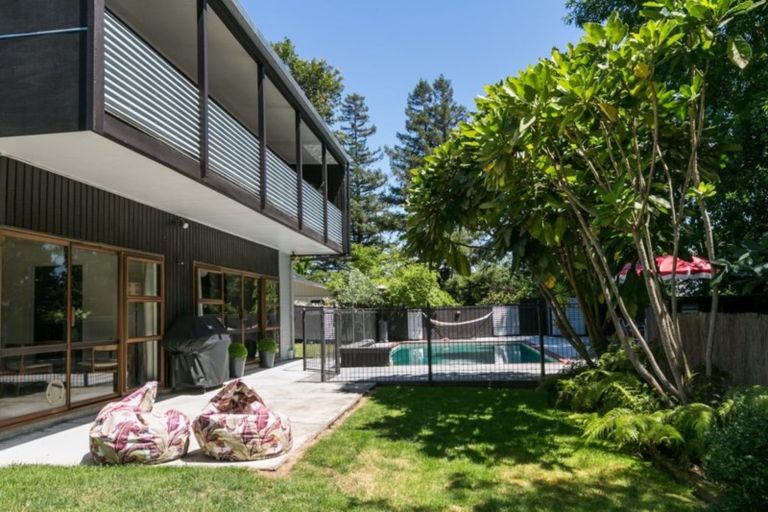 Photo of property in 46 Muritai Crescent, Havelock North, 4130