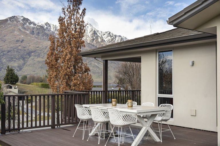 Photo of property in 52 Ferry Hill Drive, Lower Shotover, Queenstown, 9371