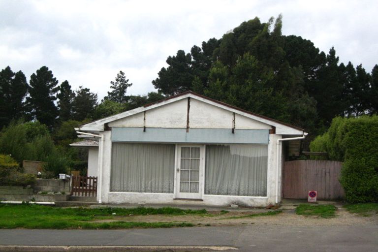 Photo of property in 35 Main Road, Fairfield, Dunedin, 9018