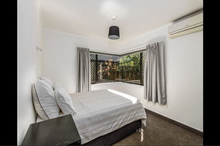 Photo of property in 2/17 Church Road, Taradale, Napier, 4112