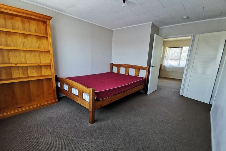 Photo of property in 3 Meadowood Drive, Unsworth Heights, Auckland, 0632