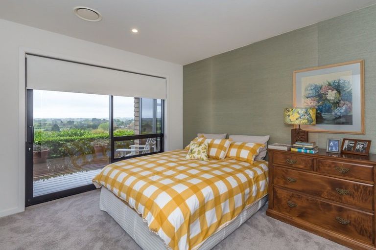 Photo of property in 141 Manakau Heights Drive, Manakau, Levin, 5573