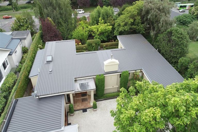 Photo of property in 8 Crichton Terrace, Cashmere, Christchurch, 8022