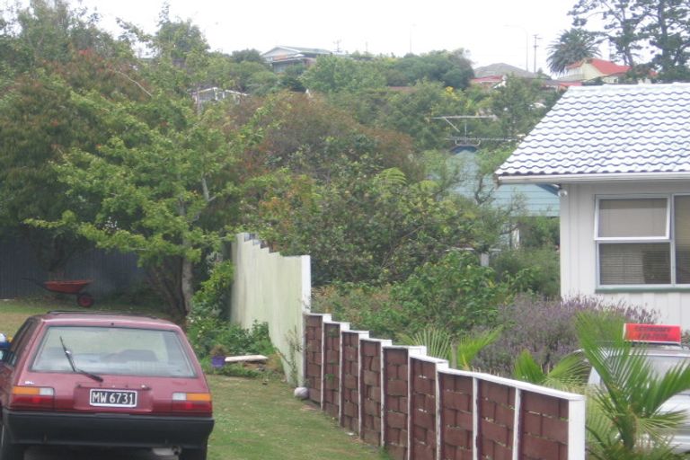 Photo of property in 30 Powrie Street, Glenfield, Auckland, 0629