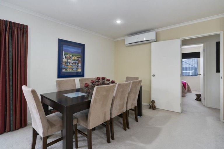 Photo of property in 17 Bouvardia Avenue, Milson, Palmerston North, 4414