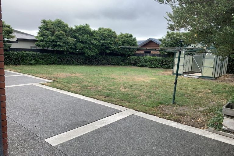 Photo of property in 3 Foresters Crescent, Parklands, Christchurch, 8083