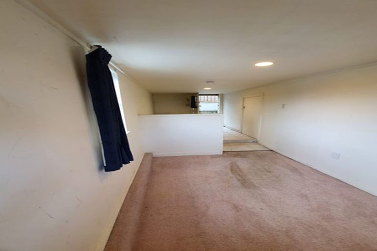 Photo of property in 53 Pemberton Avenue, Bayview, Auckland, 0629