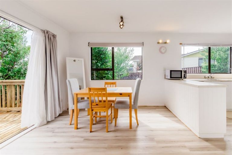 Photo of property in 14 Arnold Grove, Paraparaumu Beach, Paraparaumu, 5032