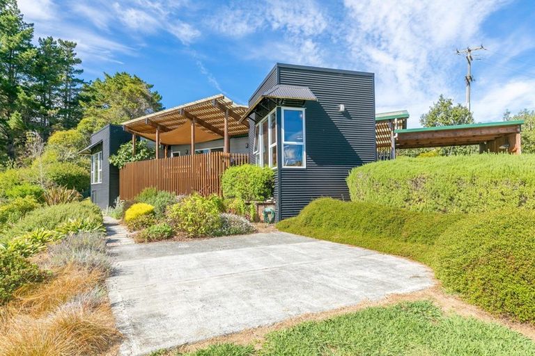 Photo of property in 20 Okupata Road, Oparau, 3878