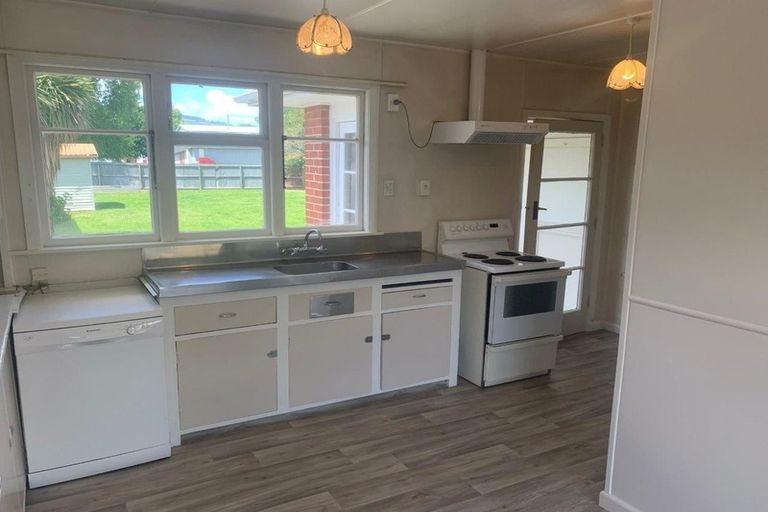 Photo of property in 49a Halswell Road, Hillmorton, Christchurch, 8025