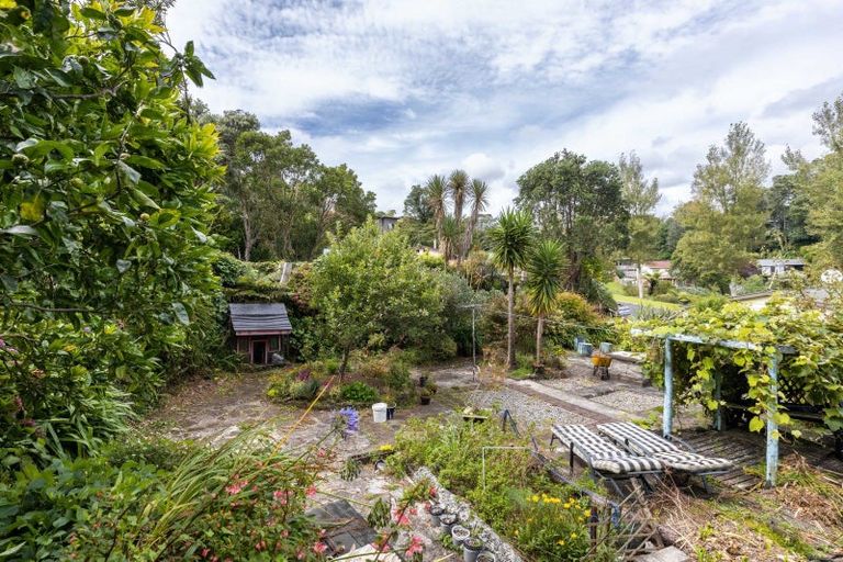 Photo of property in 109 Poplar Grove, Whalers Gate, New Plymouth, 4310