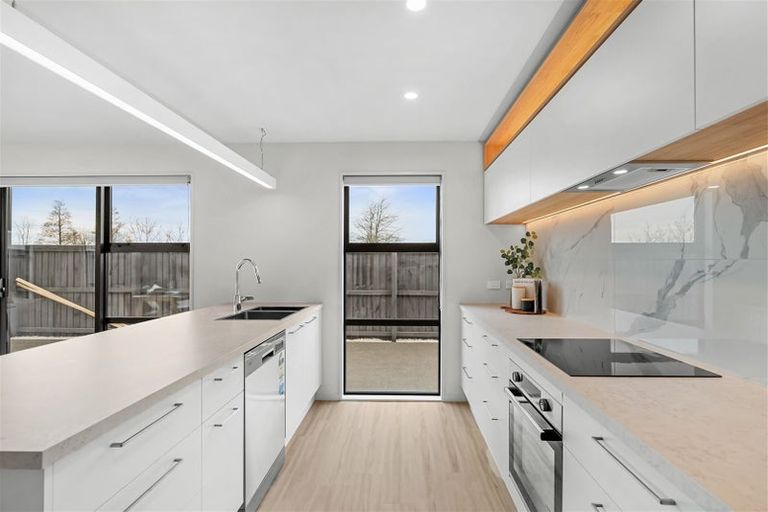 Photo of property in 1 Baker Estate Lane, Halswell, Christchurch, 8025