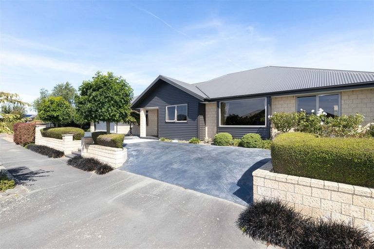 Photo of property in 12 Marguerite Place, Aidanfield, Christchurch, 8025