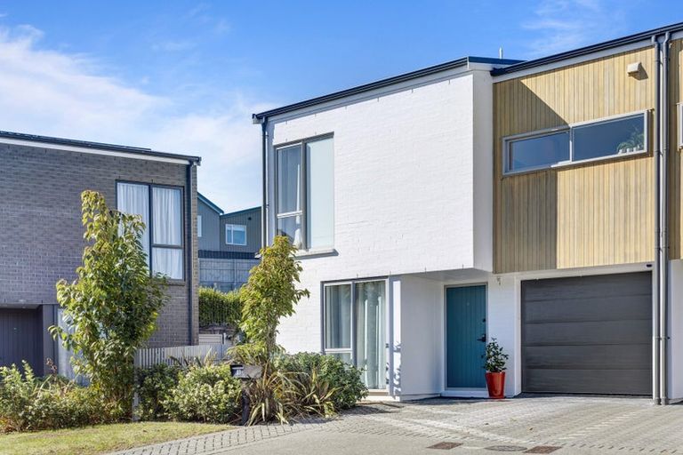 Photo of property in 33 Roundel Crescent, Whenuapai, Auckland, 0618