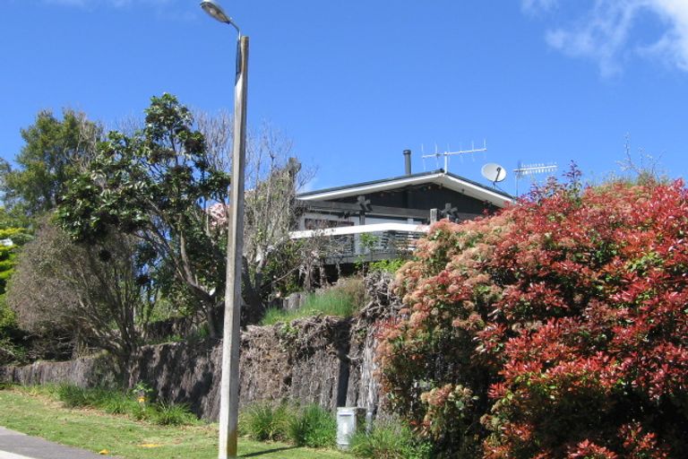Photo of property in 9 Bernard Street, Two Mile Bay, Taupo, 3330