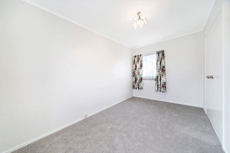 Photo of property in 3/24 Miro Street, New Lynn, Auckland, 0600