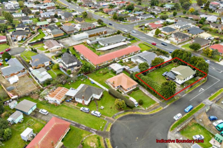 Photo of property in 8 Reagan Road, Manukau, Auckland, 2025