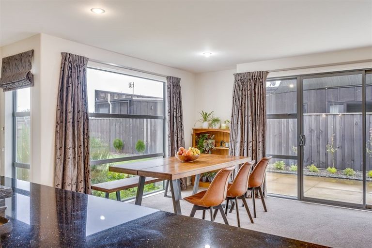 Photo of property in 11 Parklea Avenue, Halswell, Christchurch, 8025