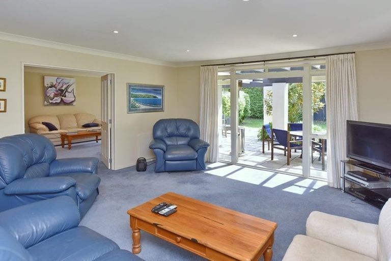 Photo of property in 16 Talbot Road, Northwood, Christchurch, 8051