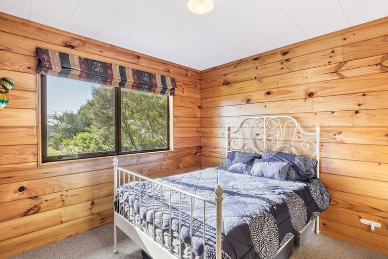 Photo of property in 17 Parerohi Grove, Kuratau, Turangi, 3381