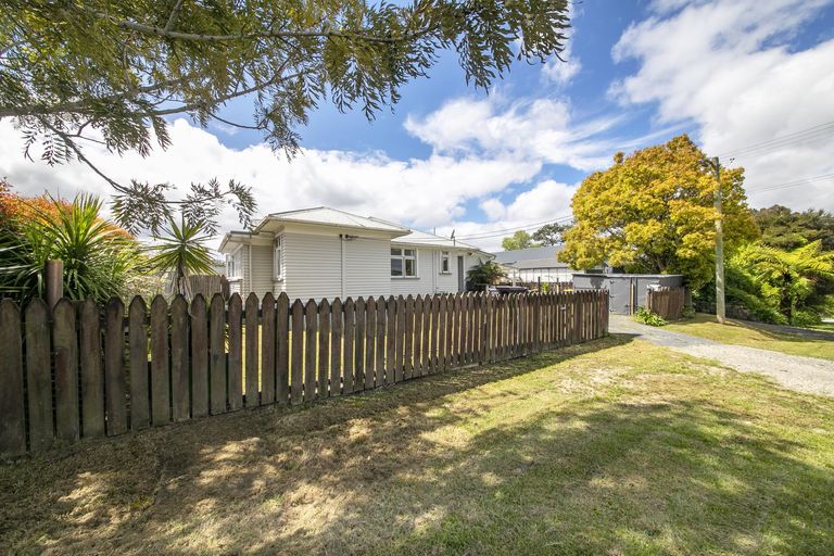 Photo of property in 54 Queen Street, Riverhead, 0820