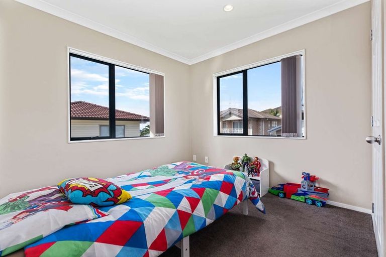 Photo of property in 63a Redoubt Road, Goodwood Heights, Auckland, 2105